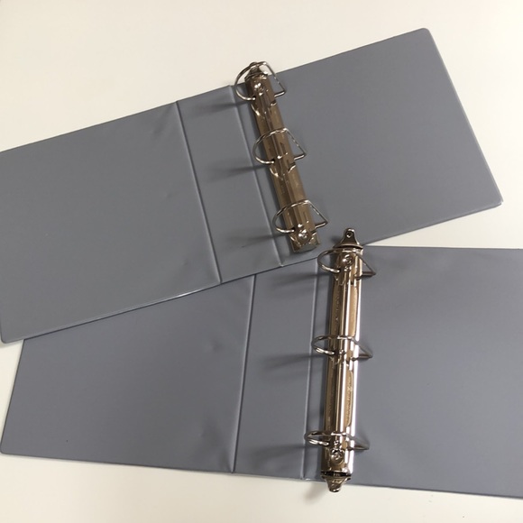 SET of 2 binders - 3 inch - Picture 8 of 11